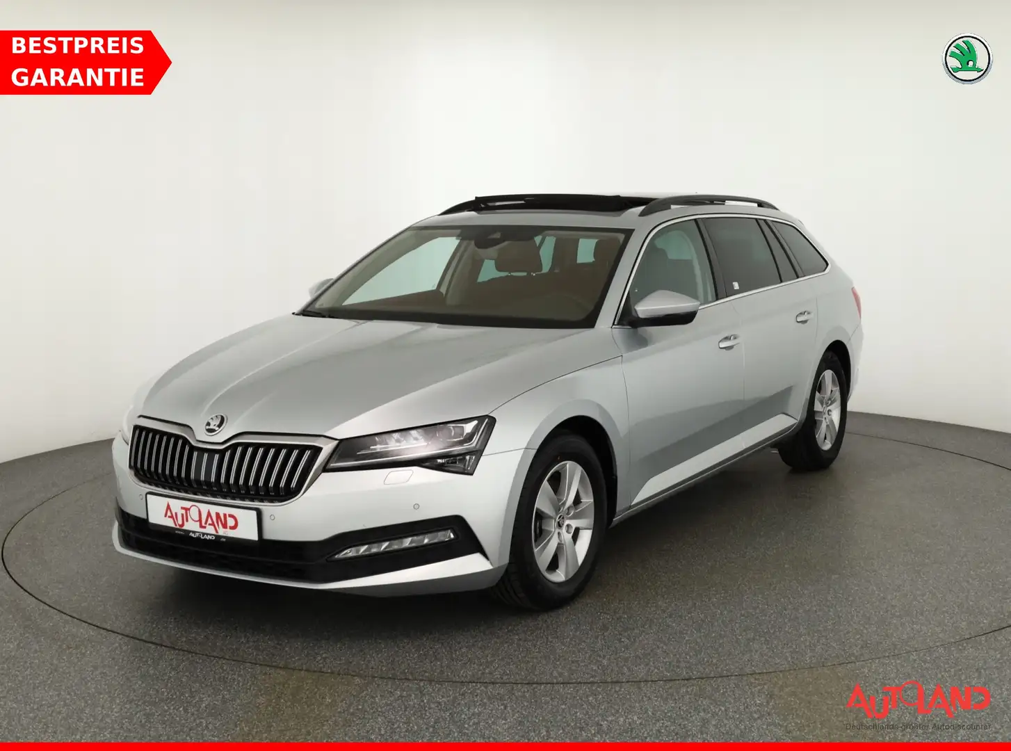 Skoda Superb 2.0 TDI DSG Panorama ACC Columbus LED DAB Argintiu - 1