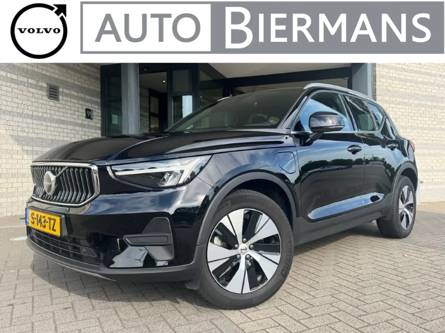 Volvo XC40 T4 Twin Engine 211pk GT Core Bright | Cam.achter | Zwart - 1