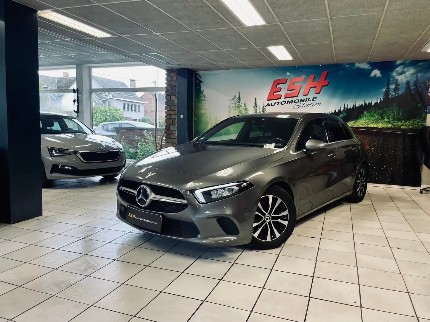 Mercedes-Benz A 180 A 180 d B.AUTO/FULL LED/GARANTIE 12 MOIS - 1