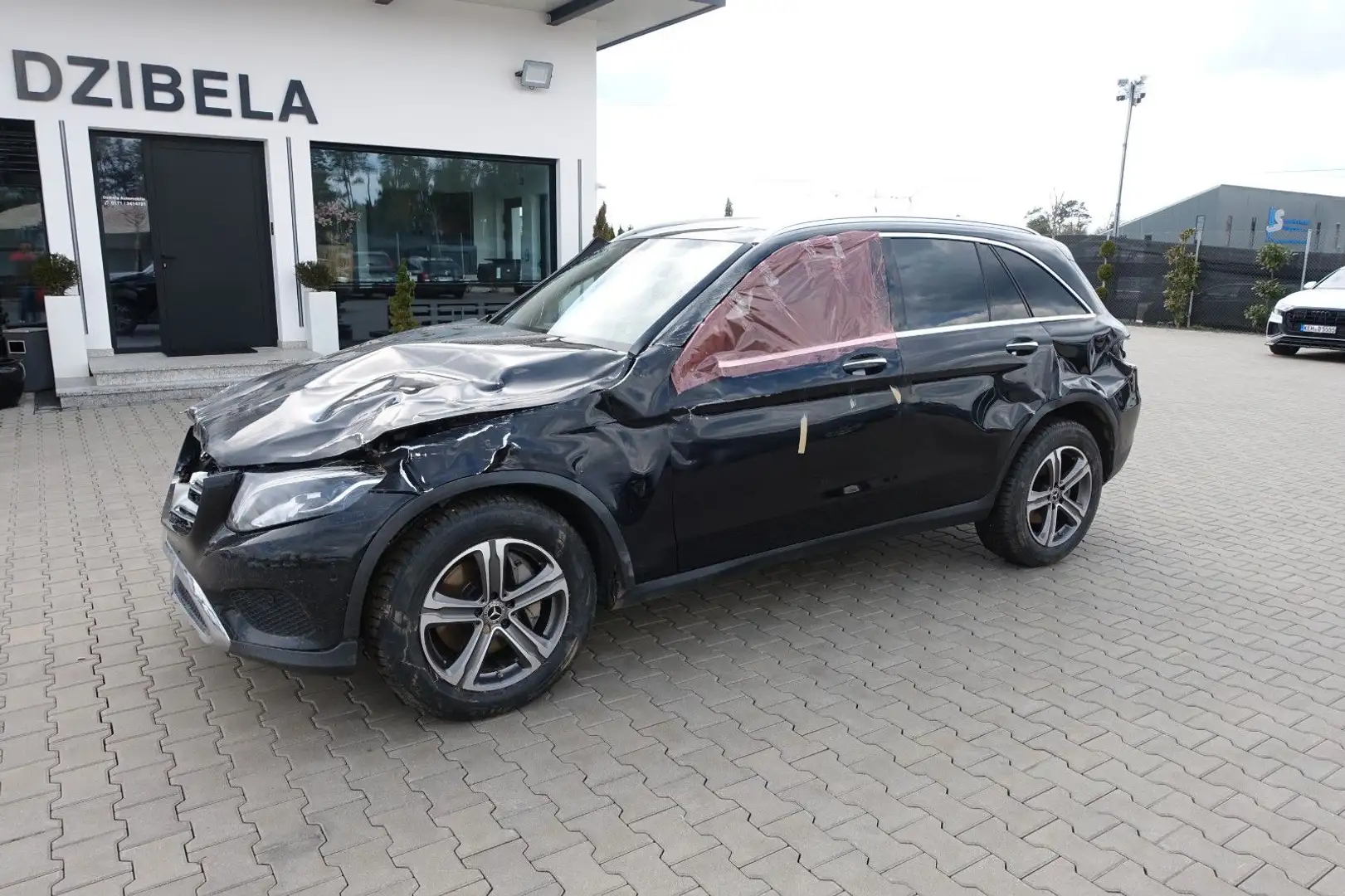 Mercedes-Benz GLC 220 d 4Matic Exclusive *Pano*Navi* Schwarz - 1