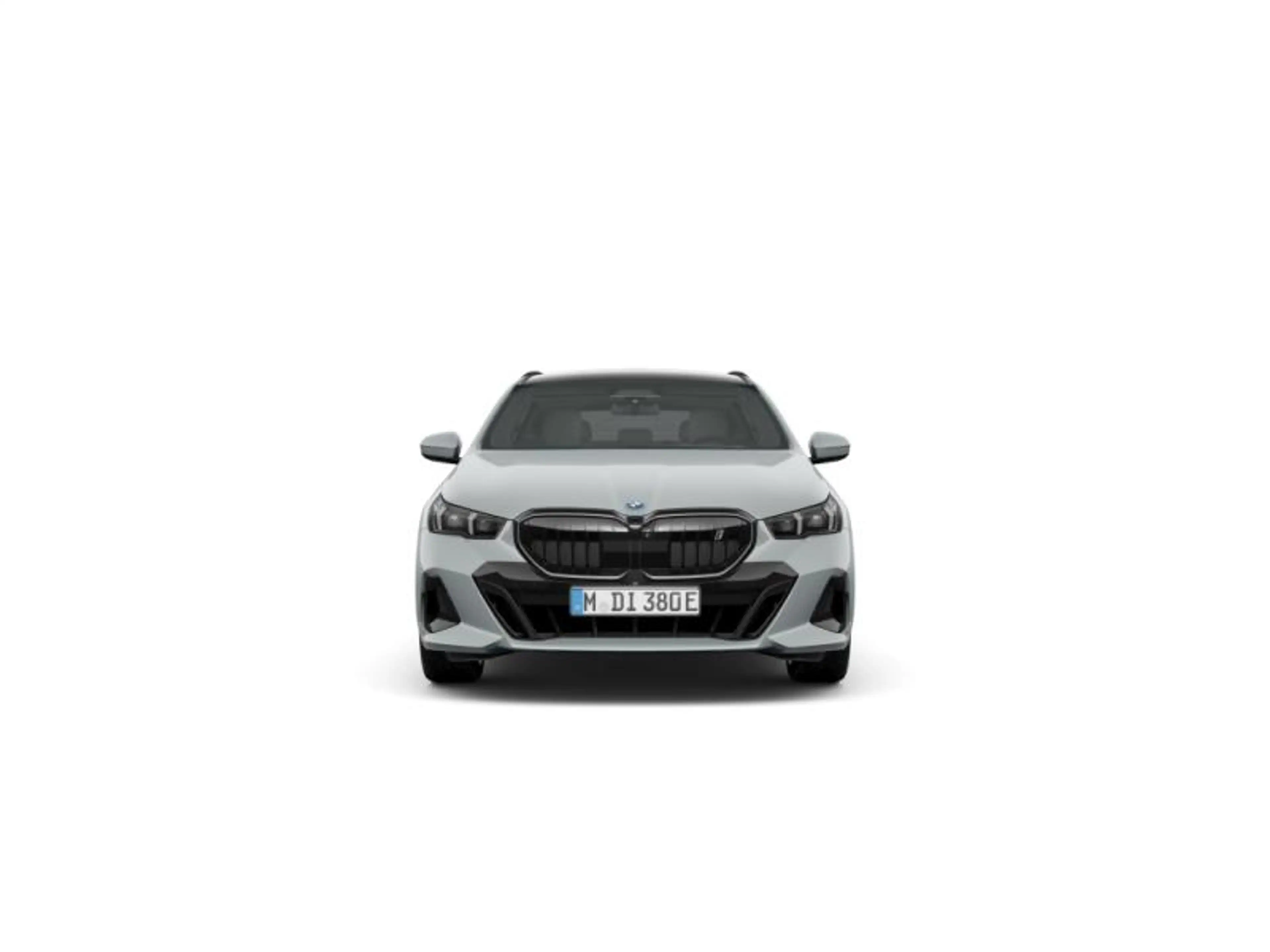 BMW i5 Touring — photo 2