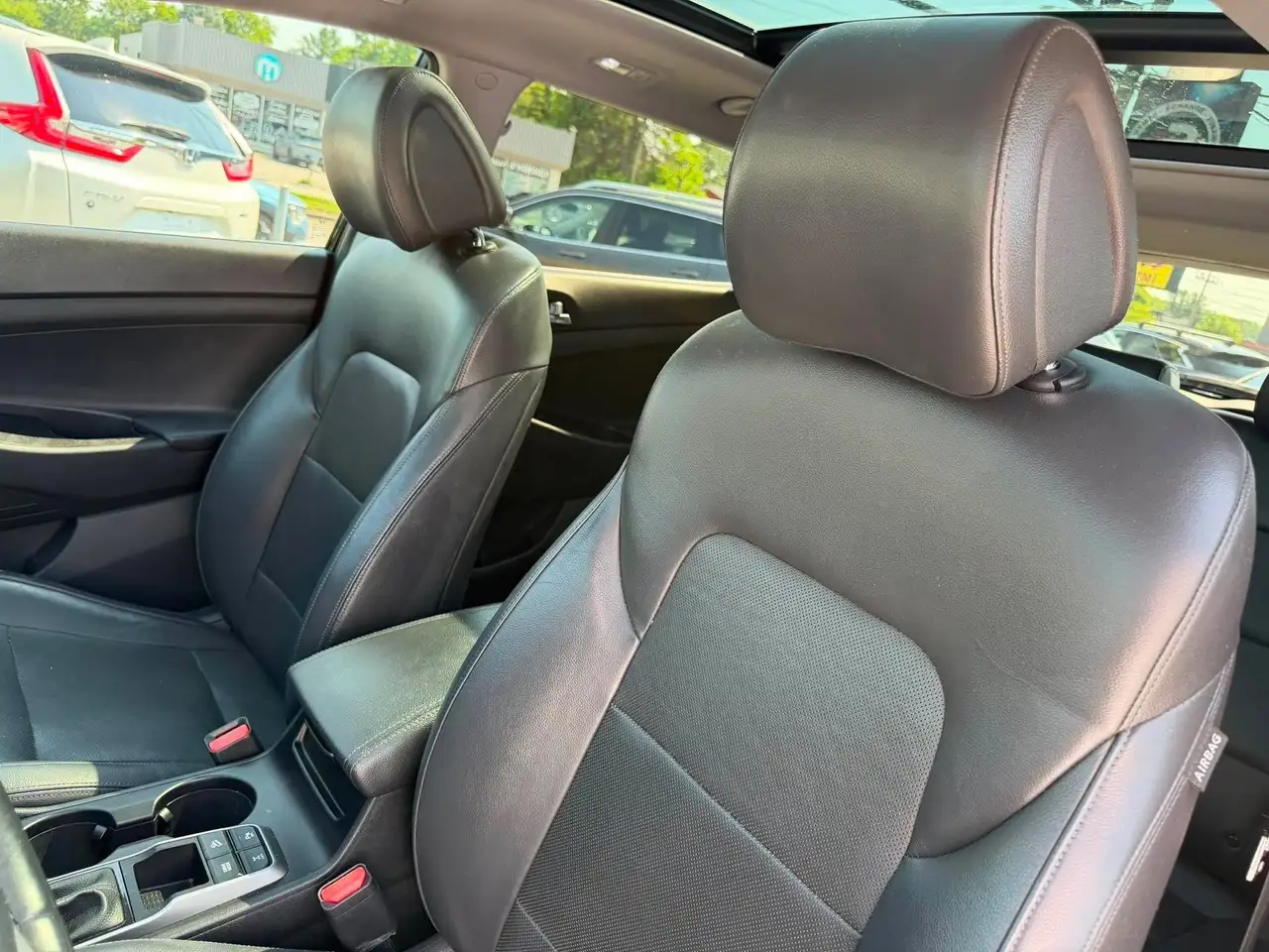 Hyundai TUCSON снимка Hyundai TUCSON
