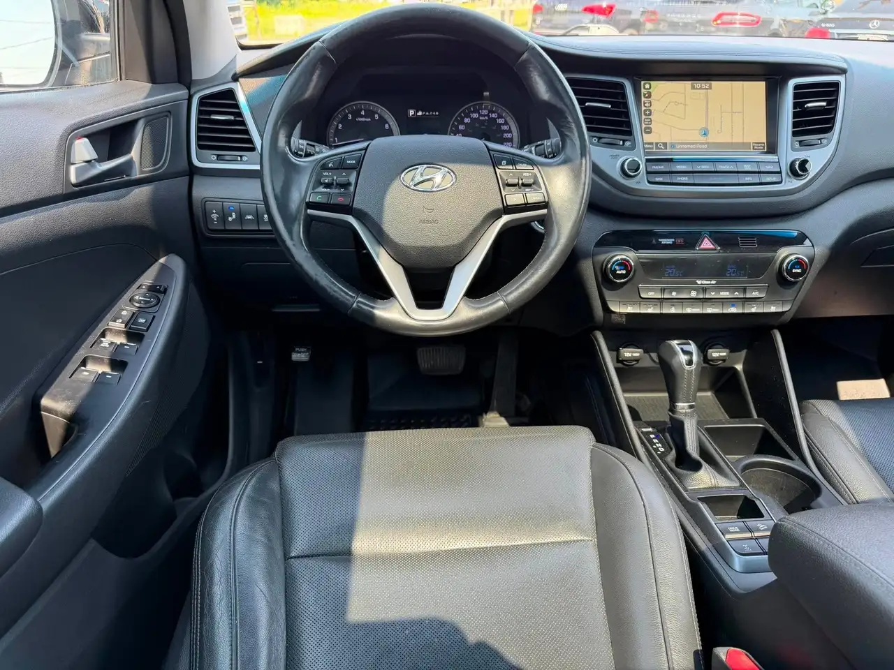 Hyundai TUCSON снимка Hyundai TUCSON