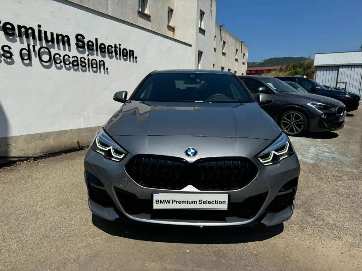 BMW 218 218i 136ch M Sport Gris - 2