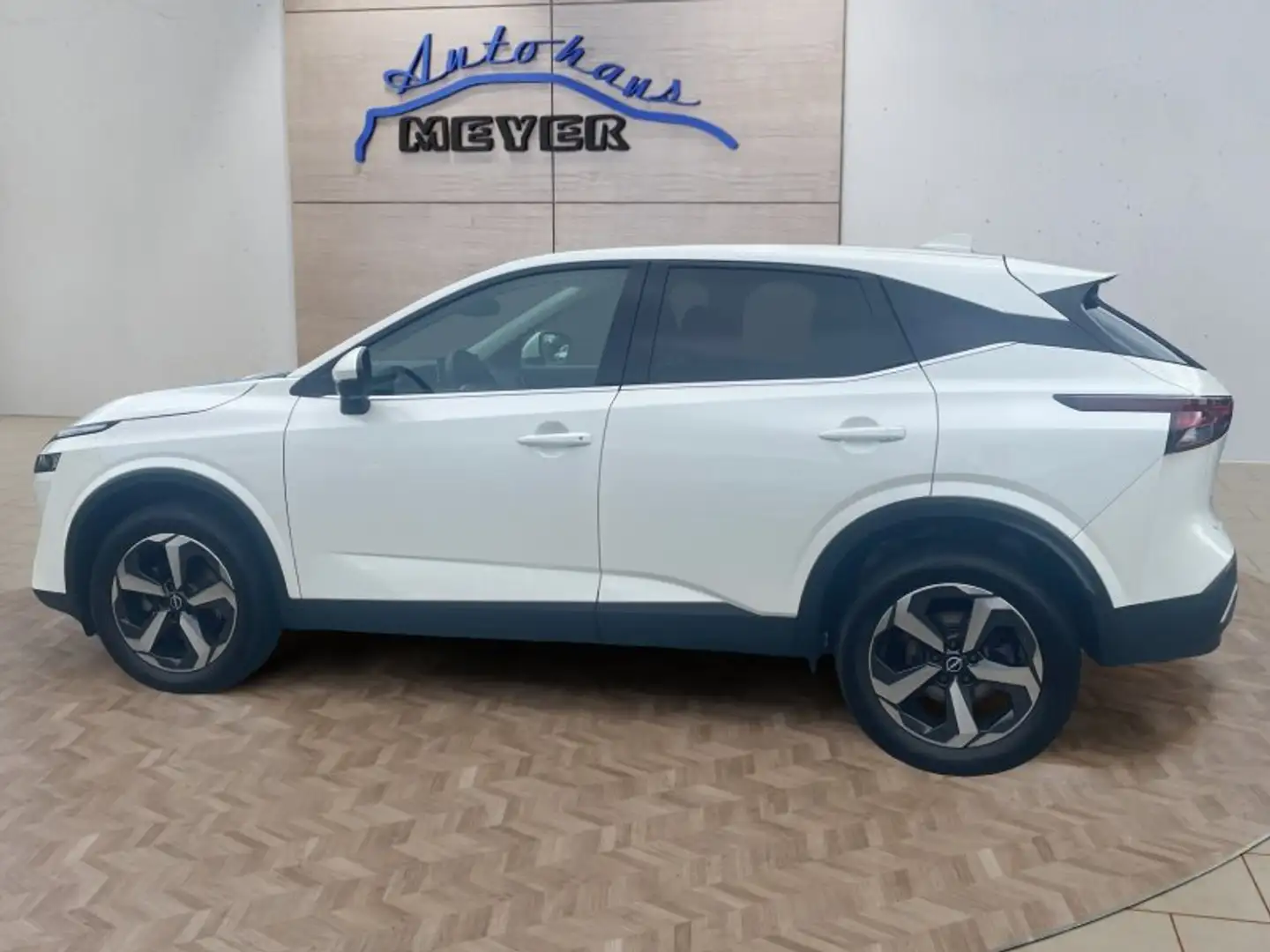 Nissan Qashqai 1.3 DIG-T N-Connecta  LED/Navi/Winterpaket Weiß - 2