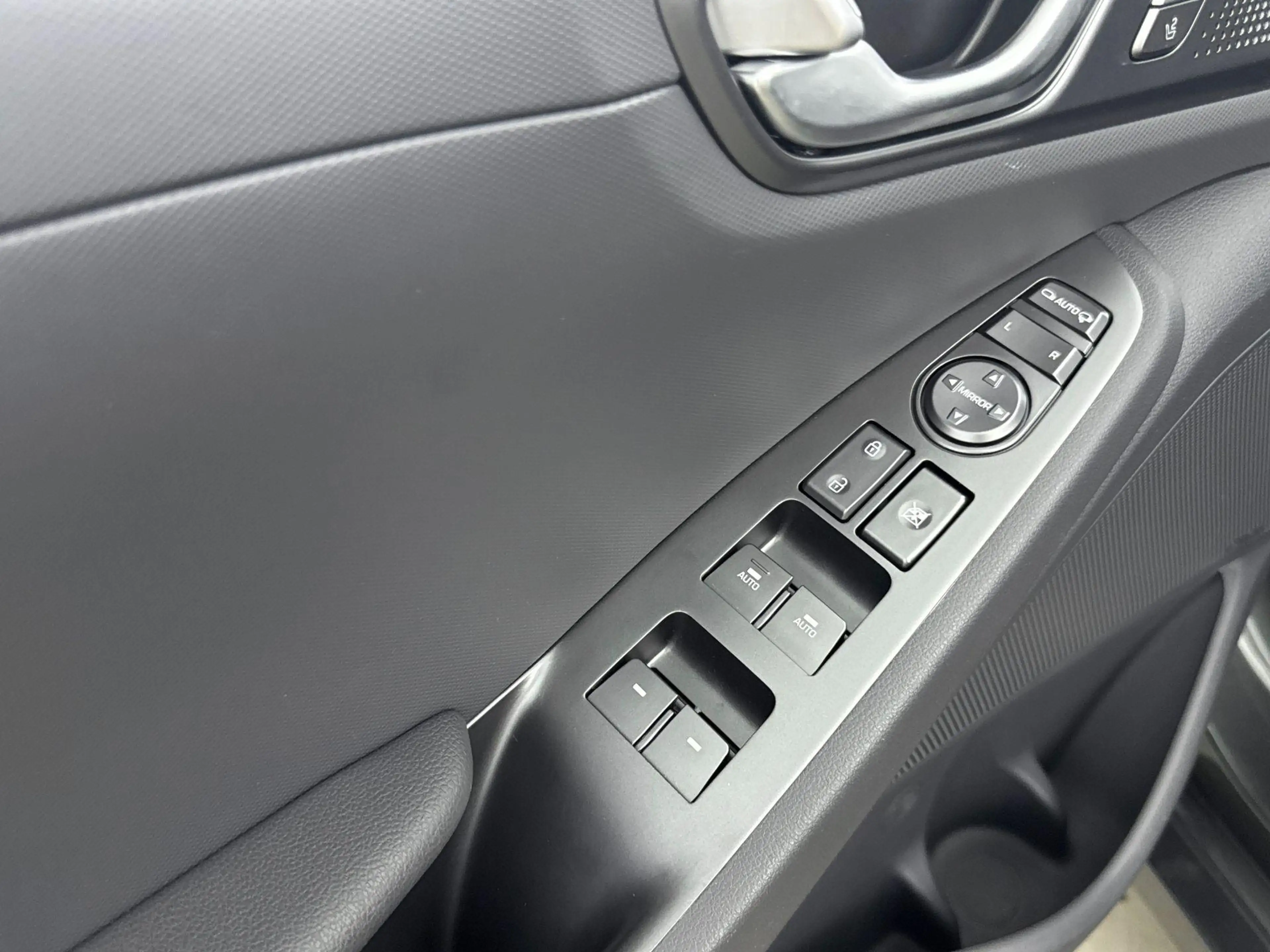Hyundai IONIQ 1.6 GDi PHEV Premium | Leder | Elektrisch verstelb — photo 11