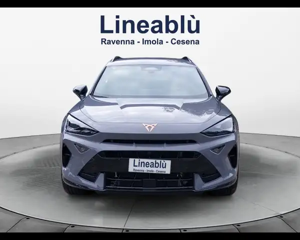 Cupra Formentor view 8