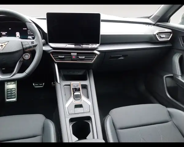 Cupra Formentor view 11