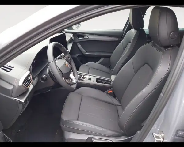 Cupra Formentor view 9