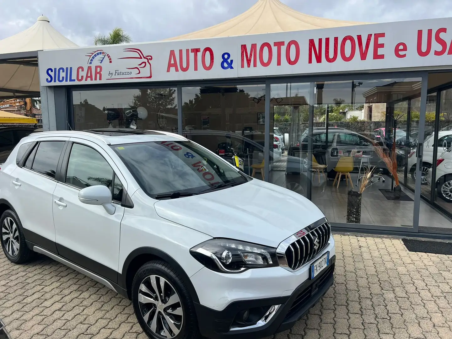 Suzuki SX4 S-Cross S-Cross 1.6 ddis Star View s Blanc - 1