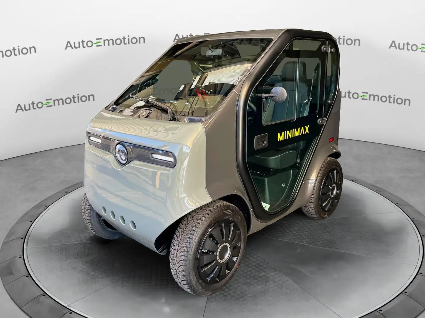 Tazzari EV Zero City MiniMax 80 Grey - 1