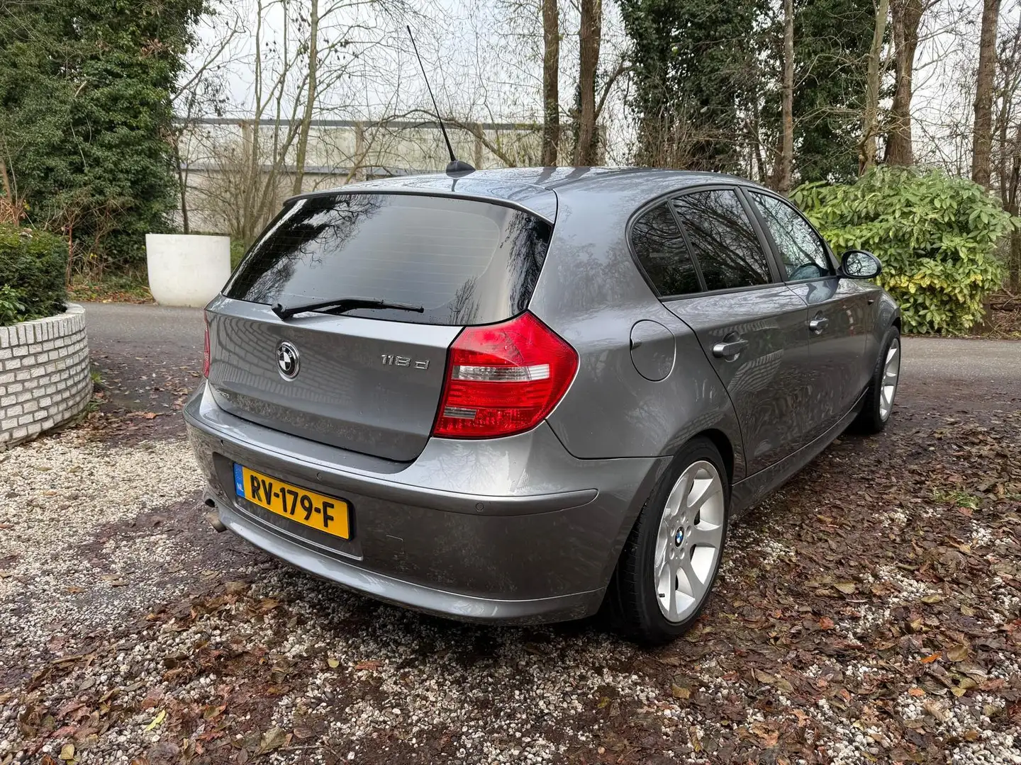 BMW Sonstige 1-serie 190 PK NW APK Clima lmv ww--glas cv enz Grau - 2