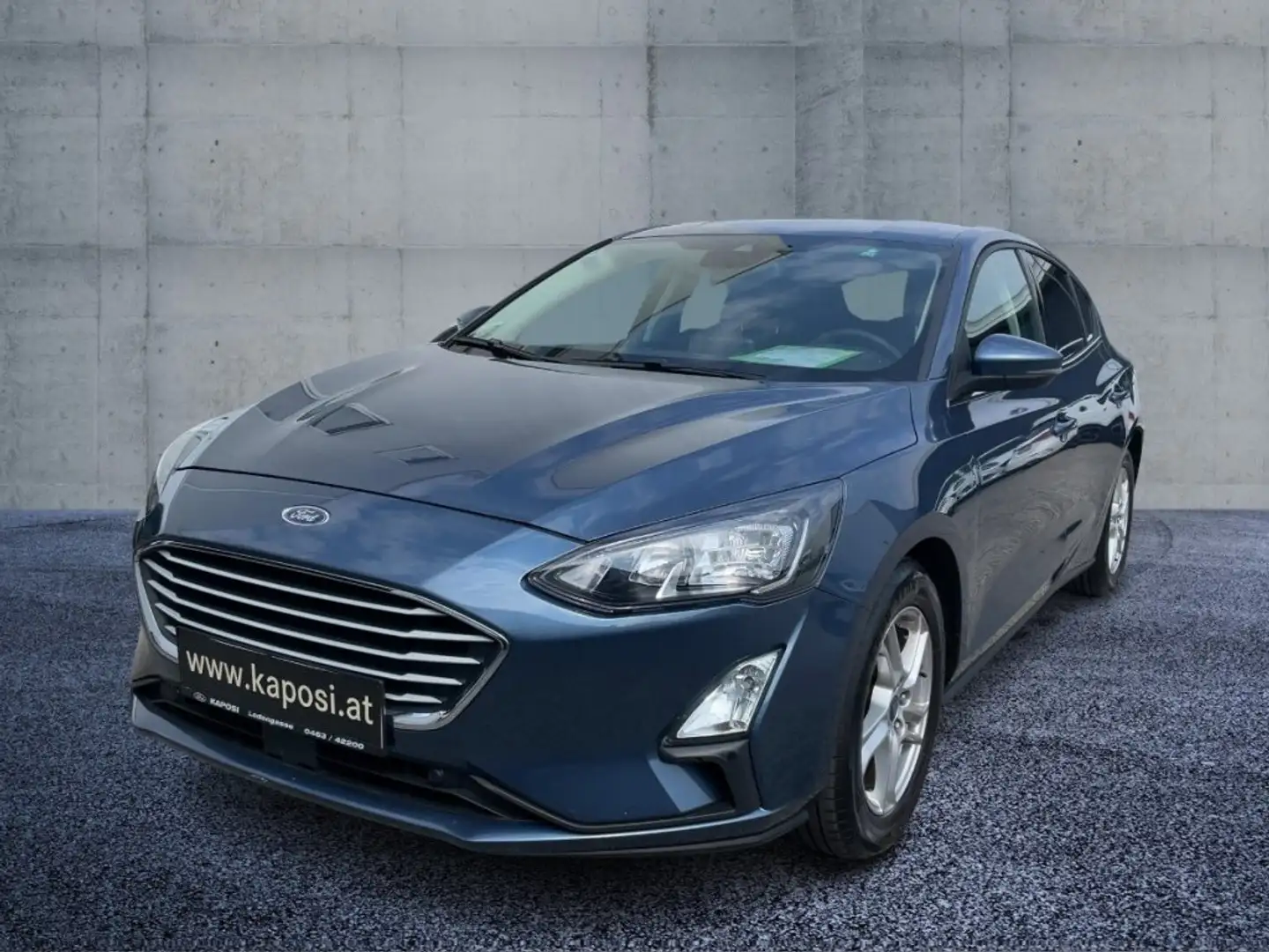 Ford Focus Cool & Connect DEH Blau - 1