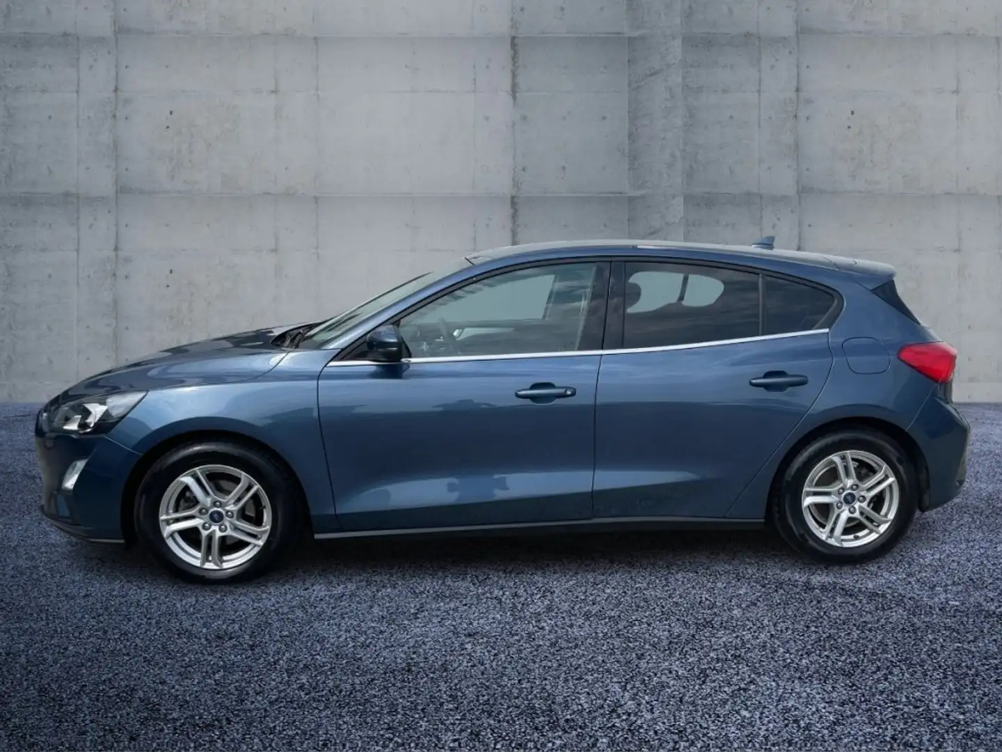 Ford Focus Cool & Connect DEH Blau - 2