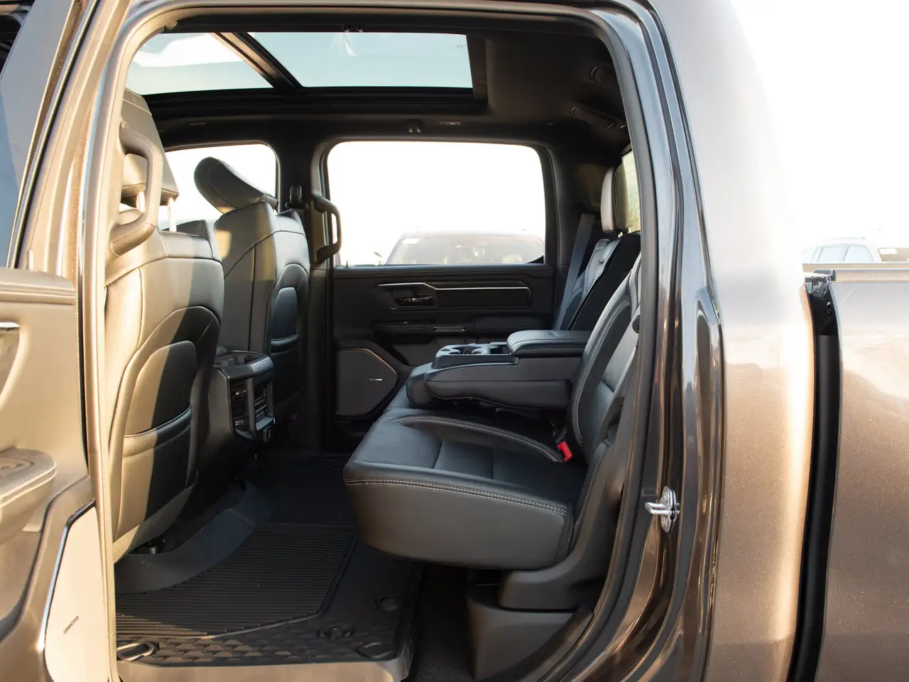 RAM 1500 photo RAM 1500