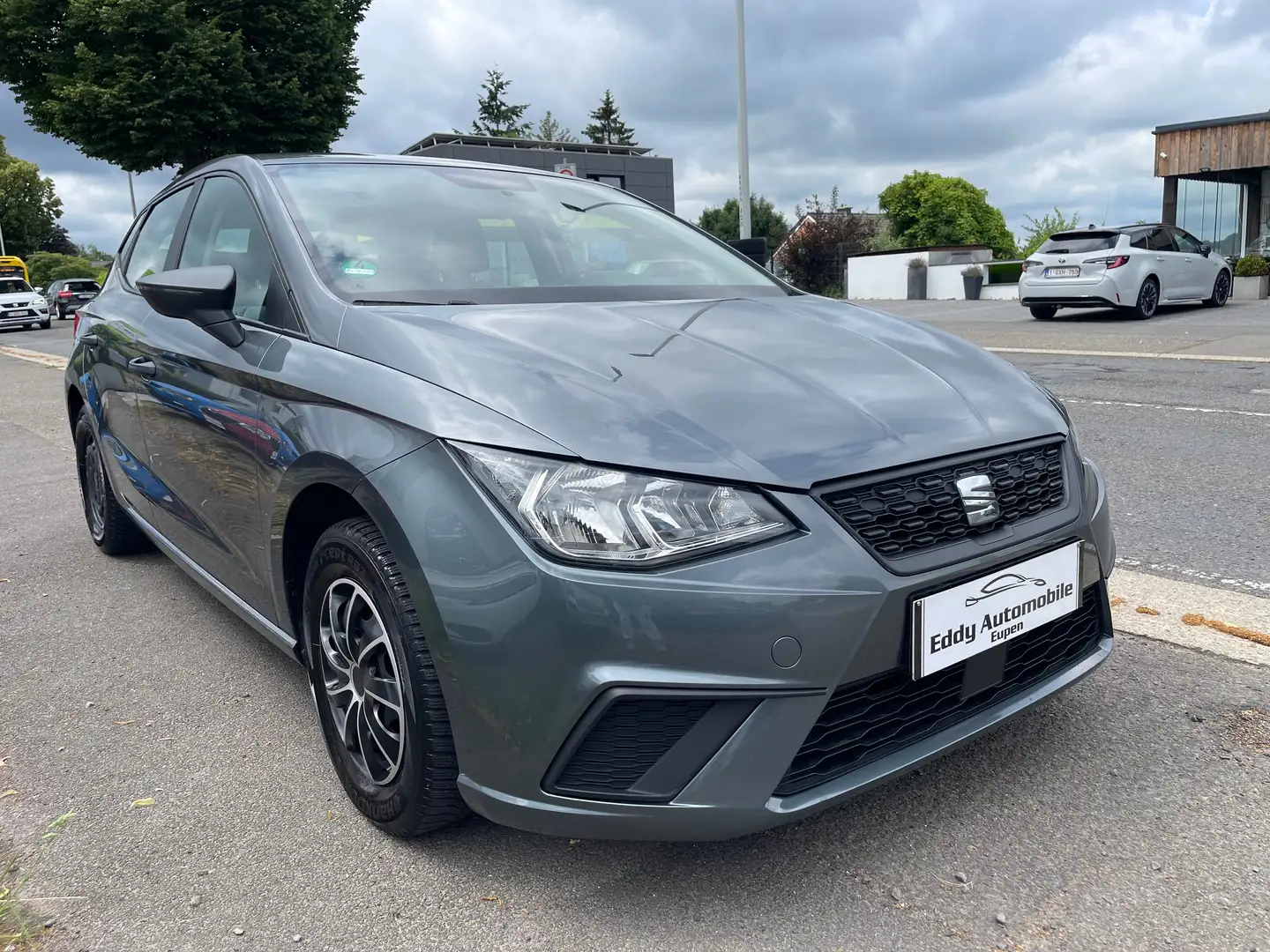 SEAT Ibiza 1.0 essence Euro6*GARANTIE 12M*CT-CARPASS* Gris - 1