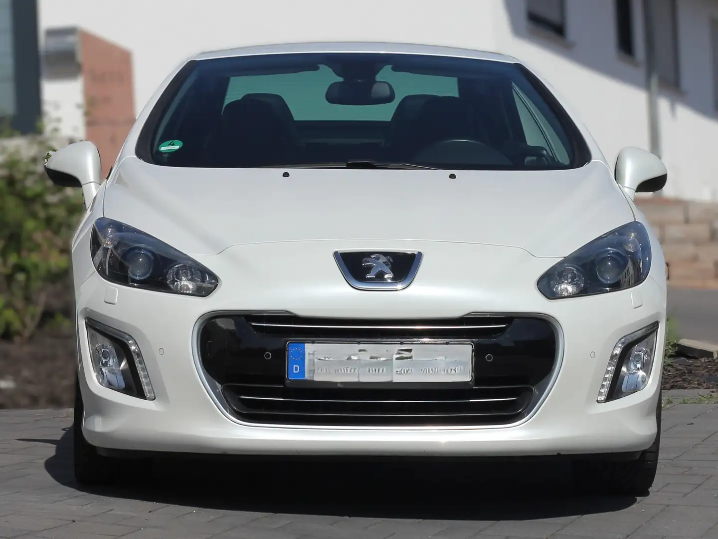 Peugeot 308 308 CC 155 THP Automatik Allure Weiß - 2