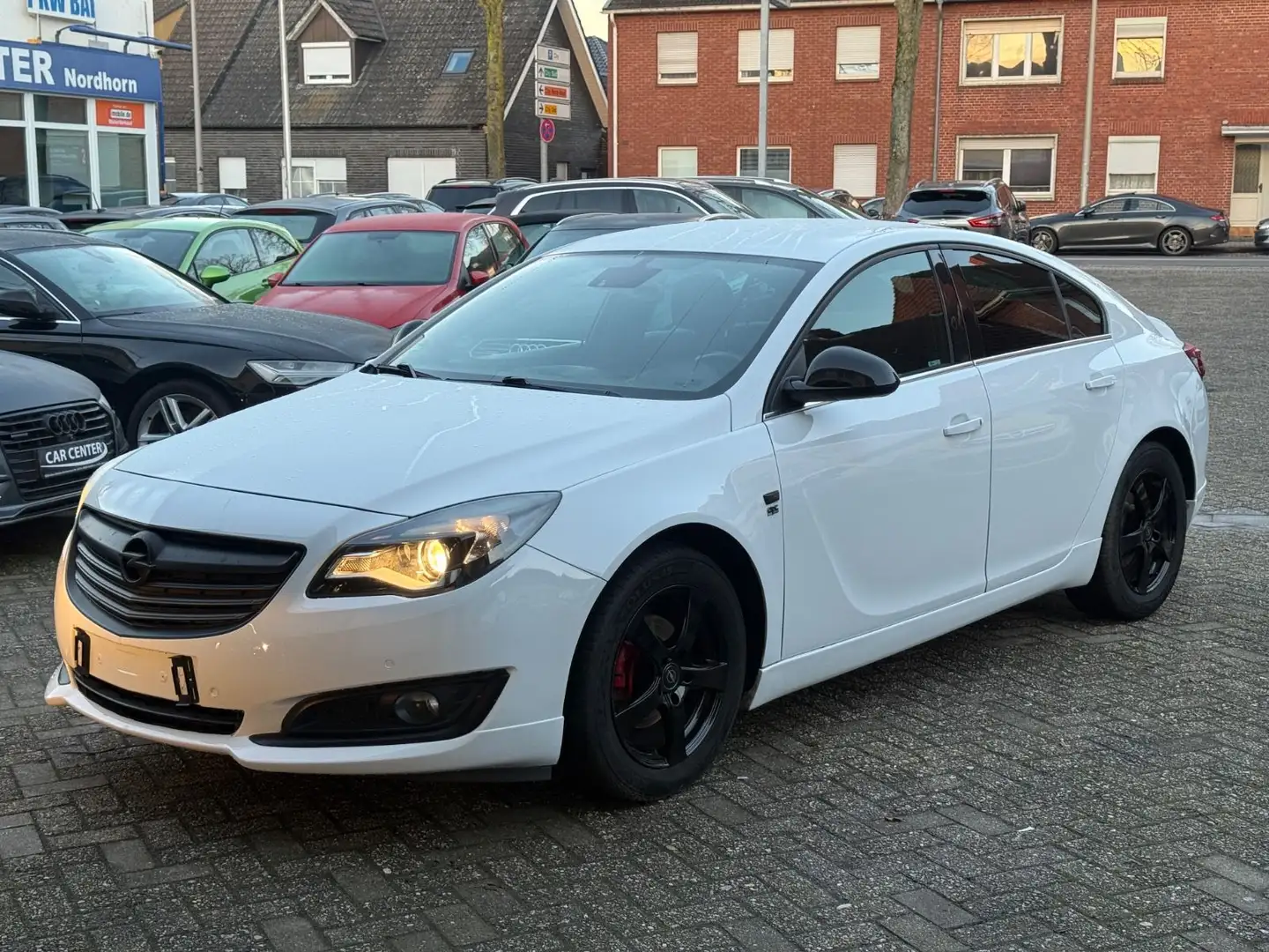 Opel Insignia A Lim. Sport OPC*NAVI*PDC*MFL*** Blanc - 1