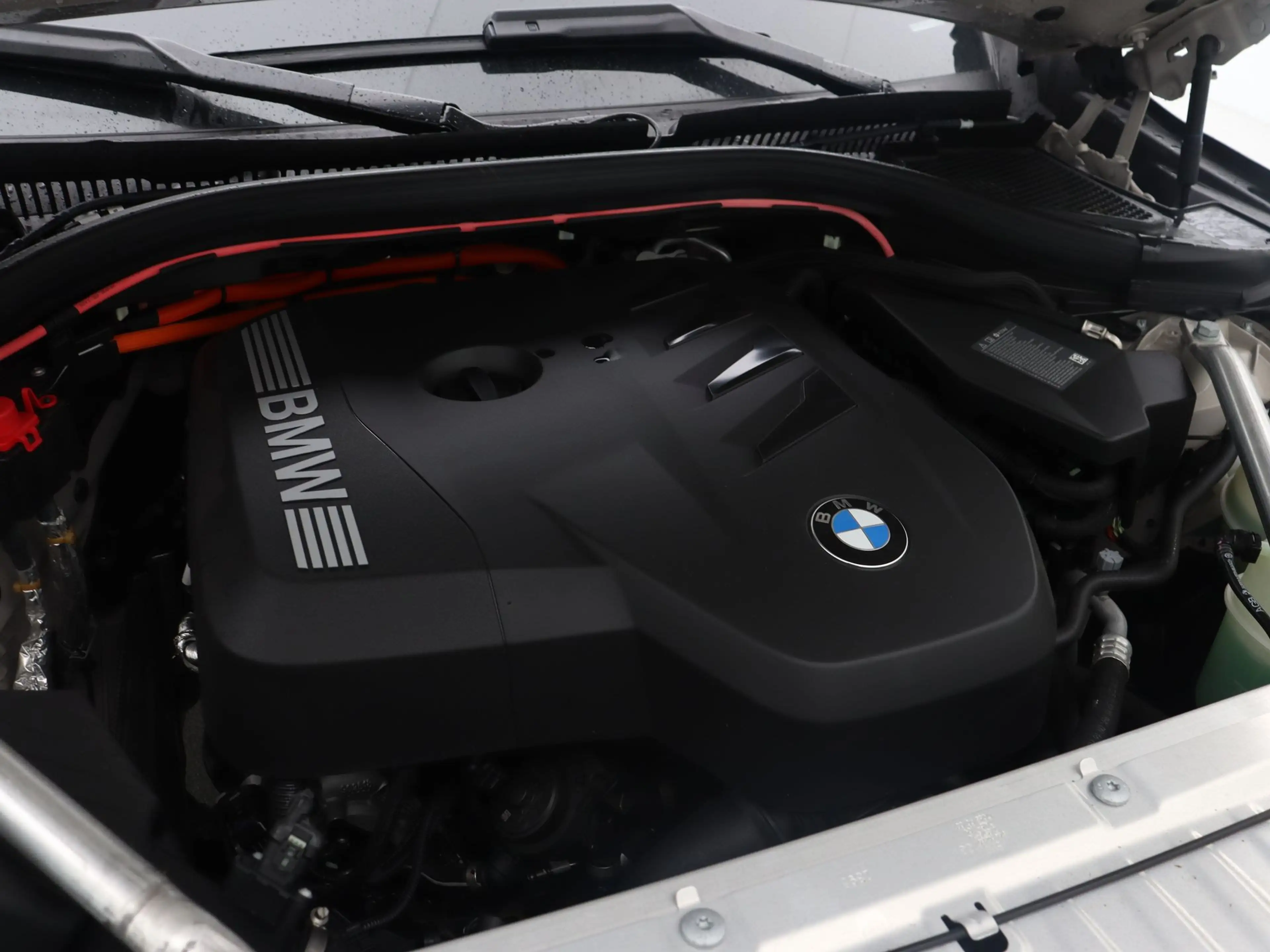BMW X3 30e xDrive — photo 4