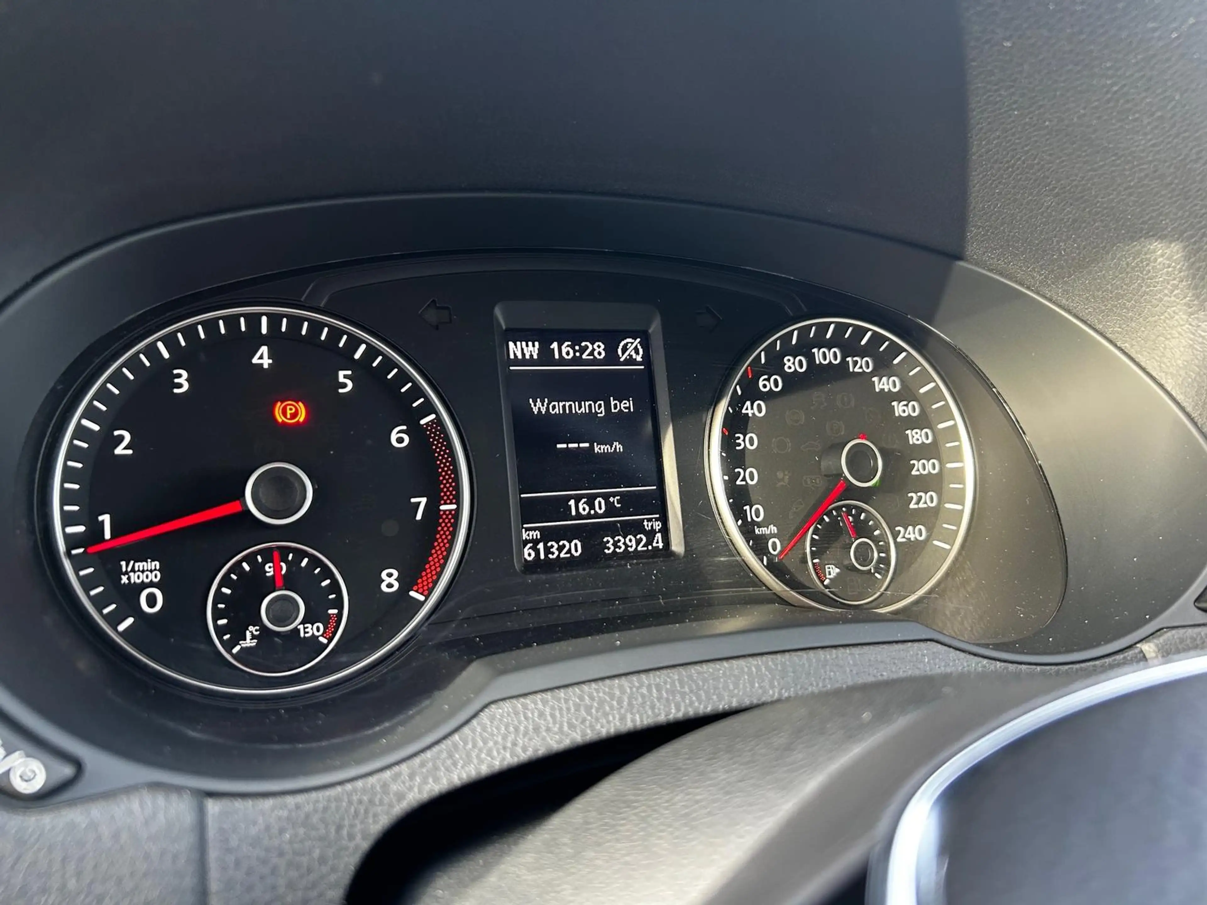 Volkswagen Sharan 1.4TSI DSG 7-Sitzer Navi SHZ PDC — photo 15