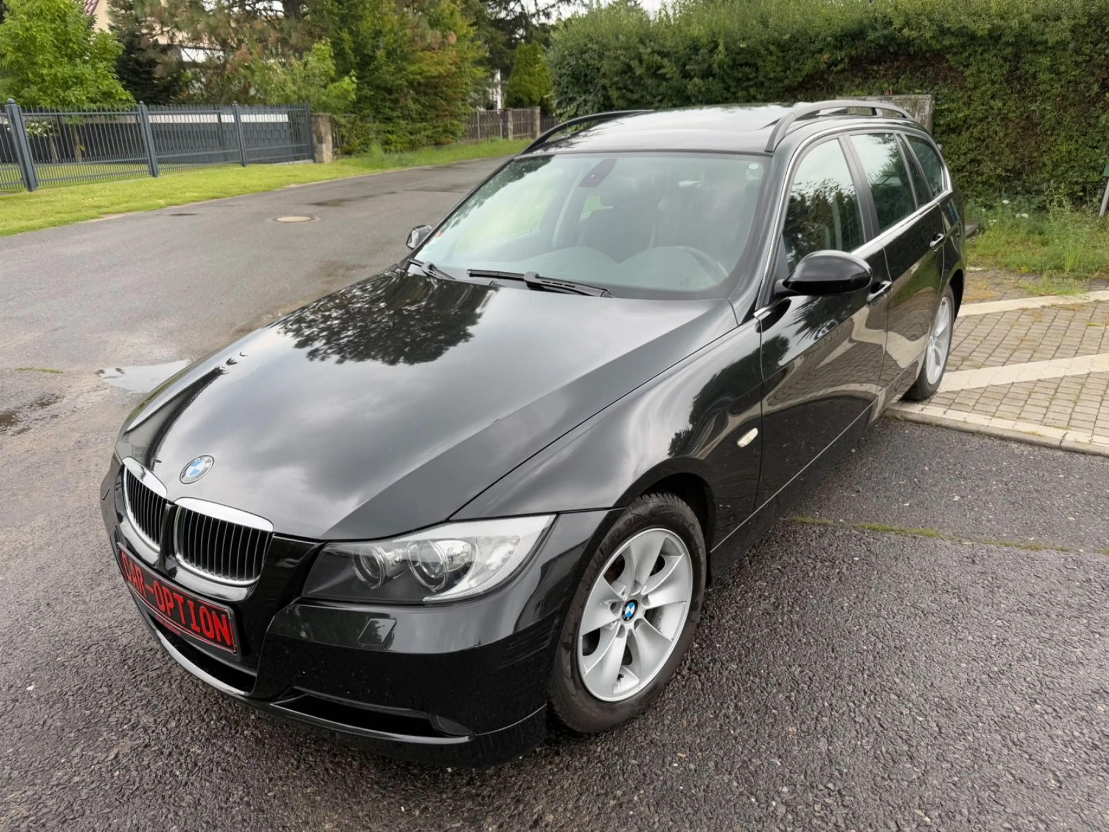 BMW 325 i Touring/Automatik/Panorama/Xenon/Teilleder