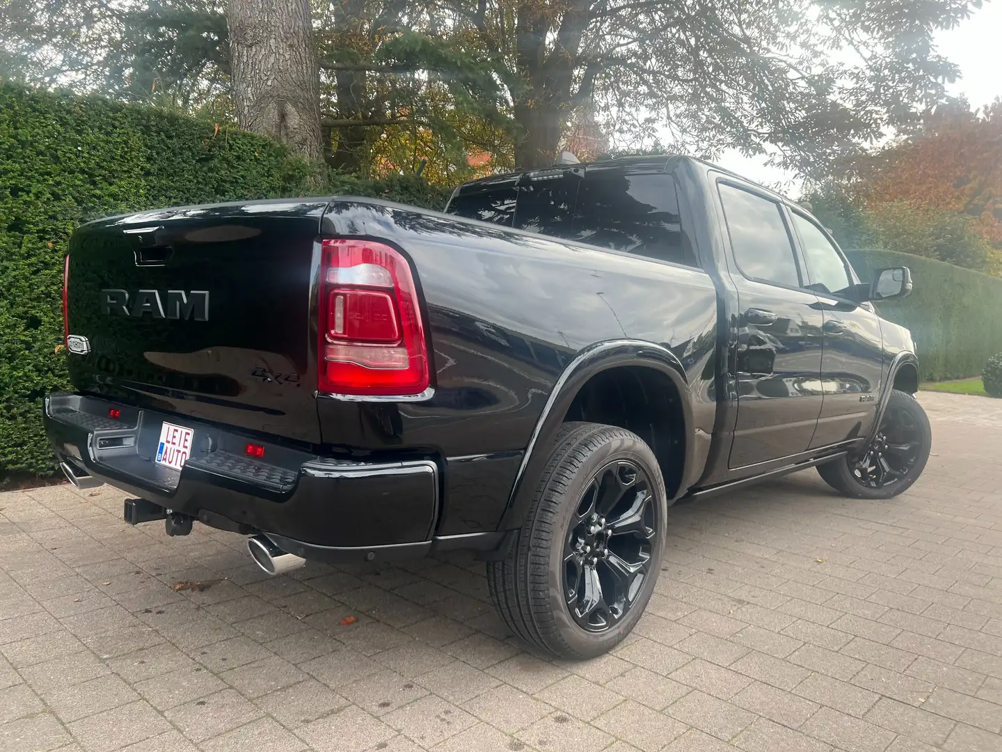 Dodge RAM Longhorn black pack € 78.900,-excl. btw Zwart - 2