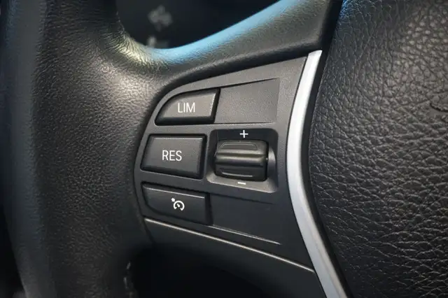 BMW 2 Series view 12