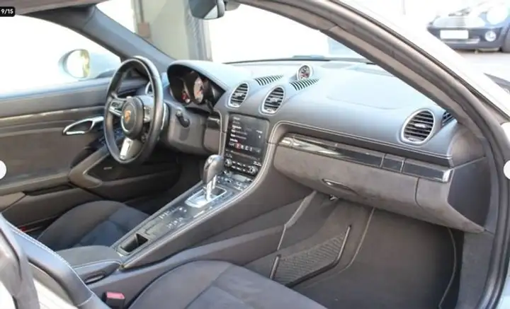 Porsche 718 Cayman 2021, foto 9