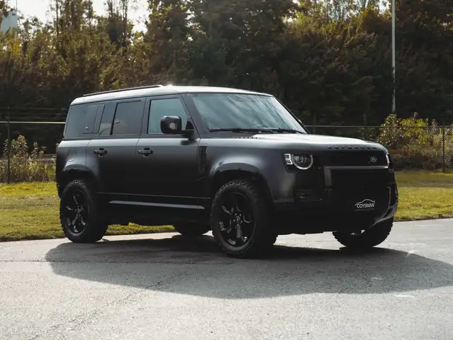 Land Rover Defender 110 3.0  D300 X-Dynamic SE/PPF mat/Pano/Meridian/Lichte vracht/Btw/360°/Memory/Black pack/Stuuverwarming/Luchtvering/ACC