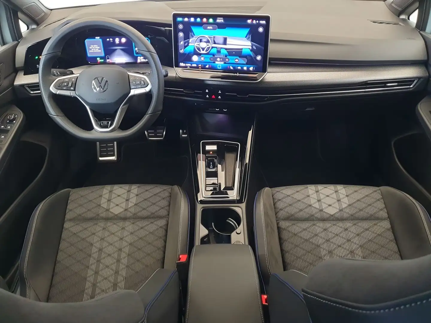 Volkswagen Golf 8.5 1.5 eTSI 150pk DSG/AUT R-Line Panoramadak, Cam Blau - 2