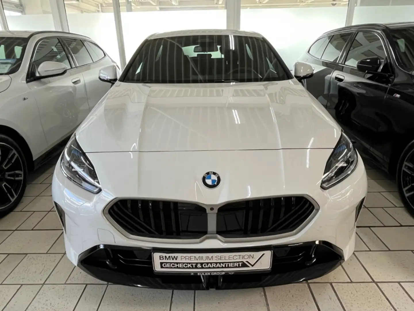 BMW 120 F70 M Sport Pano' H/K HUD LCProf DA+ PA+ ad.M-FW M Weiß - 2