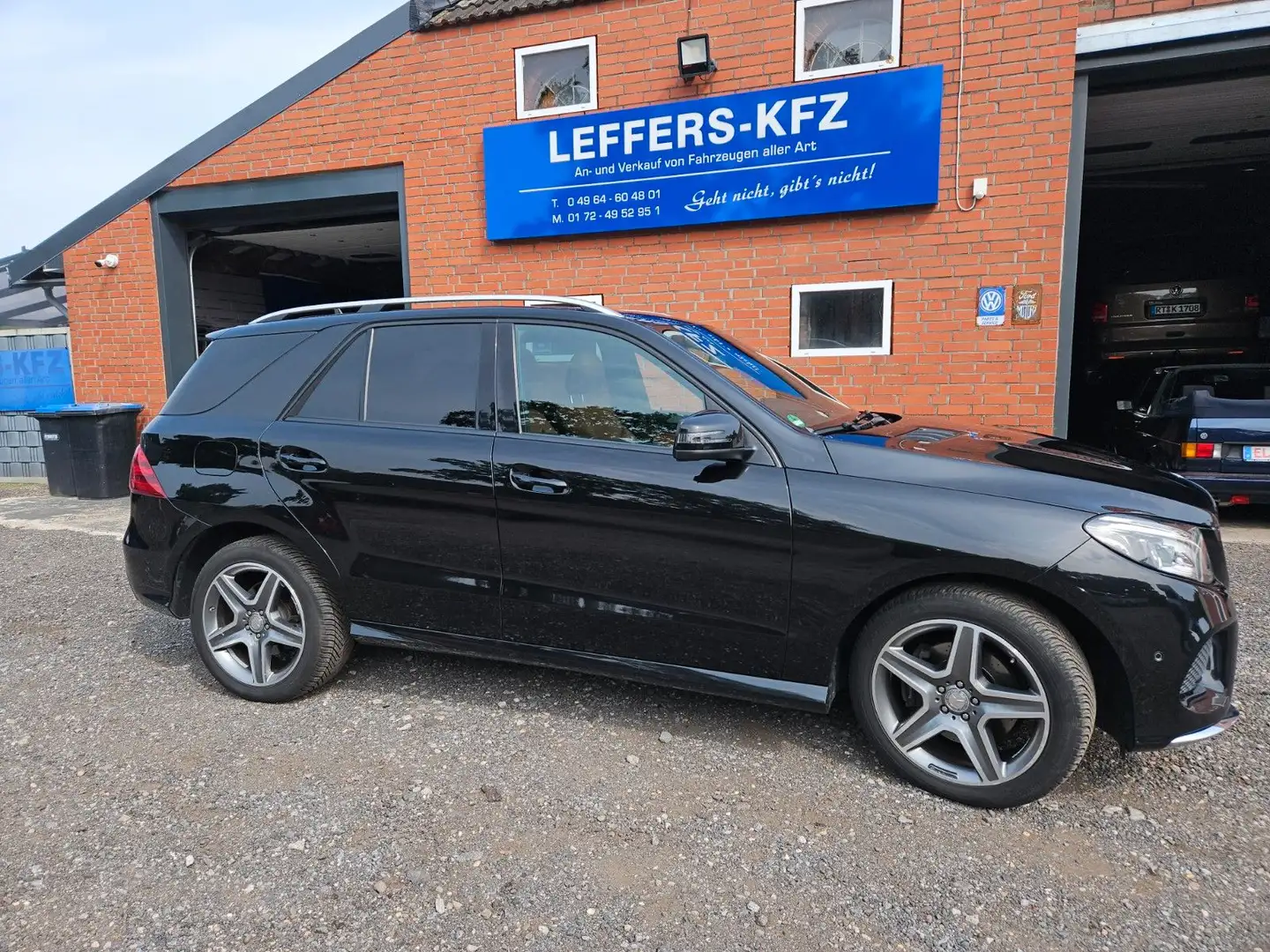 Mercedes-Benz GLE 350 GLE -Klasse GLE 350d 4Matic 20Zoll 3,5T Schwarz - 1