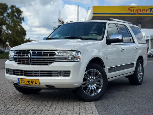 Lincoln Navigator 5.4 CARPLAY ELEKTRISCHE VOORSTOELEN MET VERWARMING