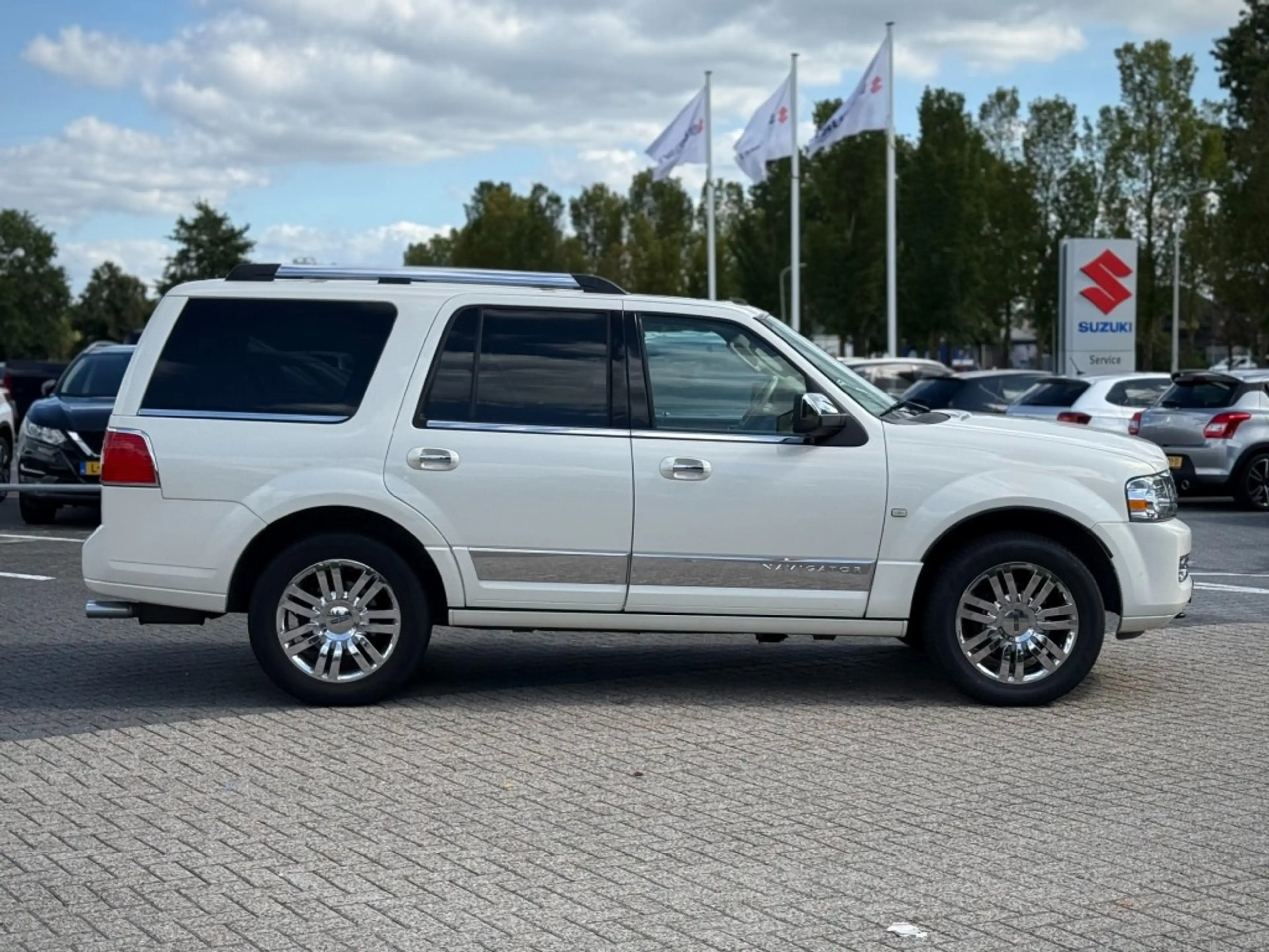 Lincoln Navigator 5.4 CARPLAY ELEKTRISCHE VOORSTOELEN MET VERWARMING — photo 6