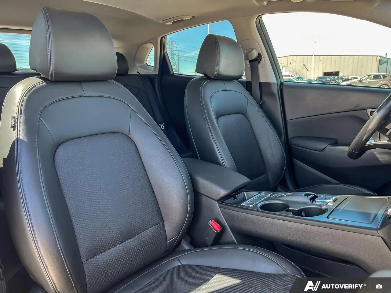 Hyundai KONA fotografie Hyundai KONA
