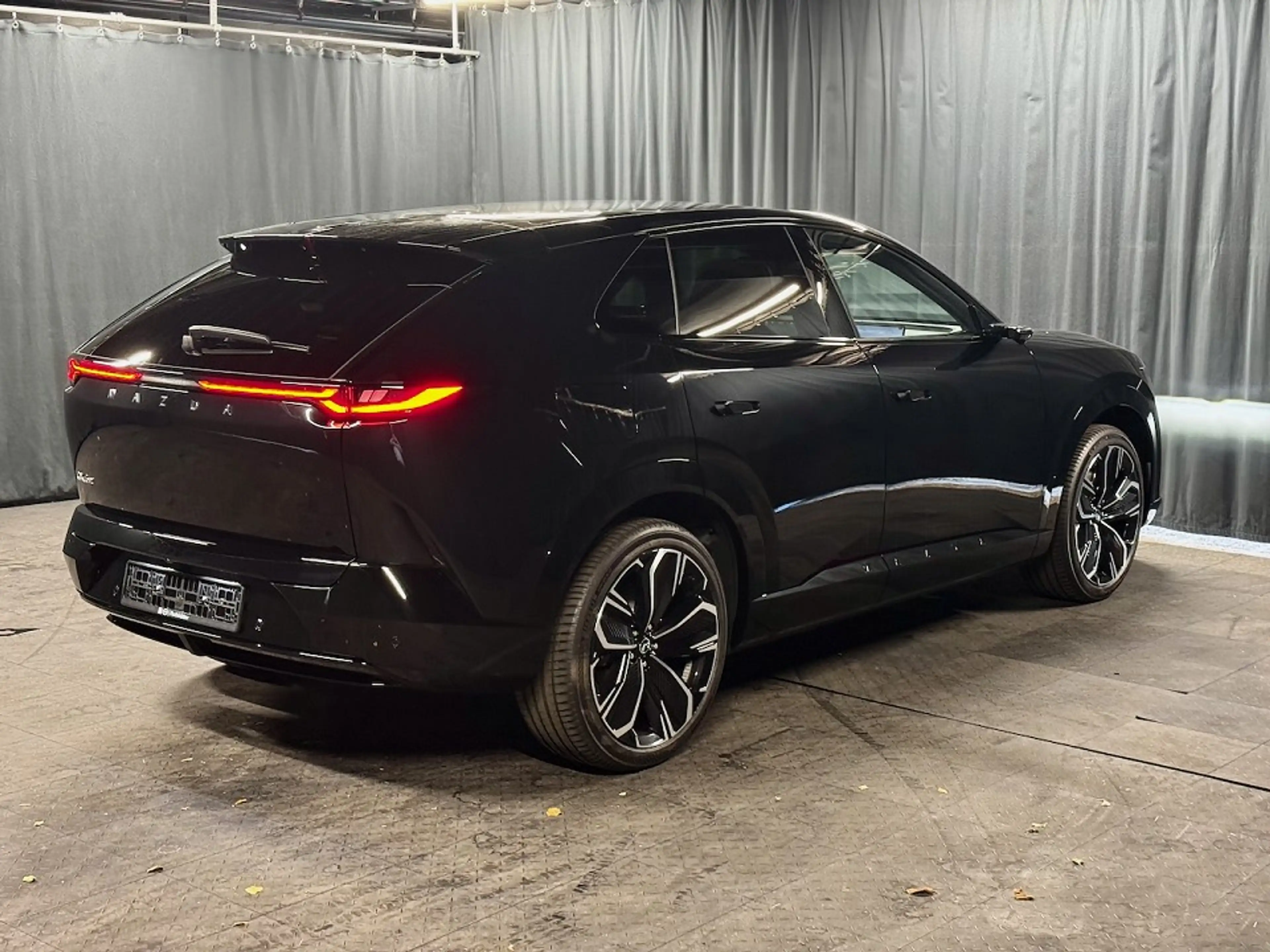 Mazda CX-6e TAKUMI PLUS*21"*DIGITALE AUßENSPIEGEL* — photo 8