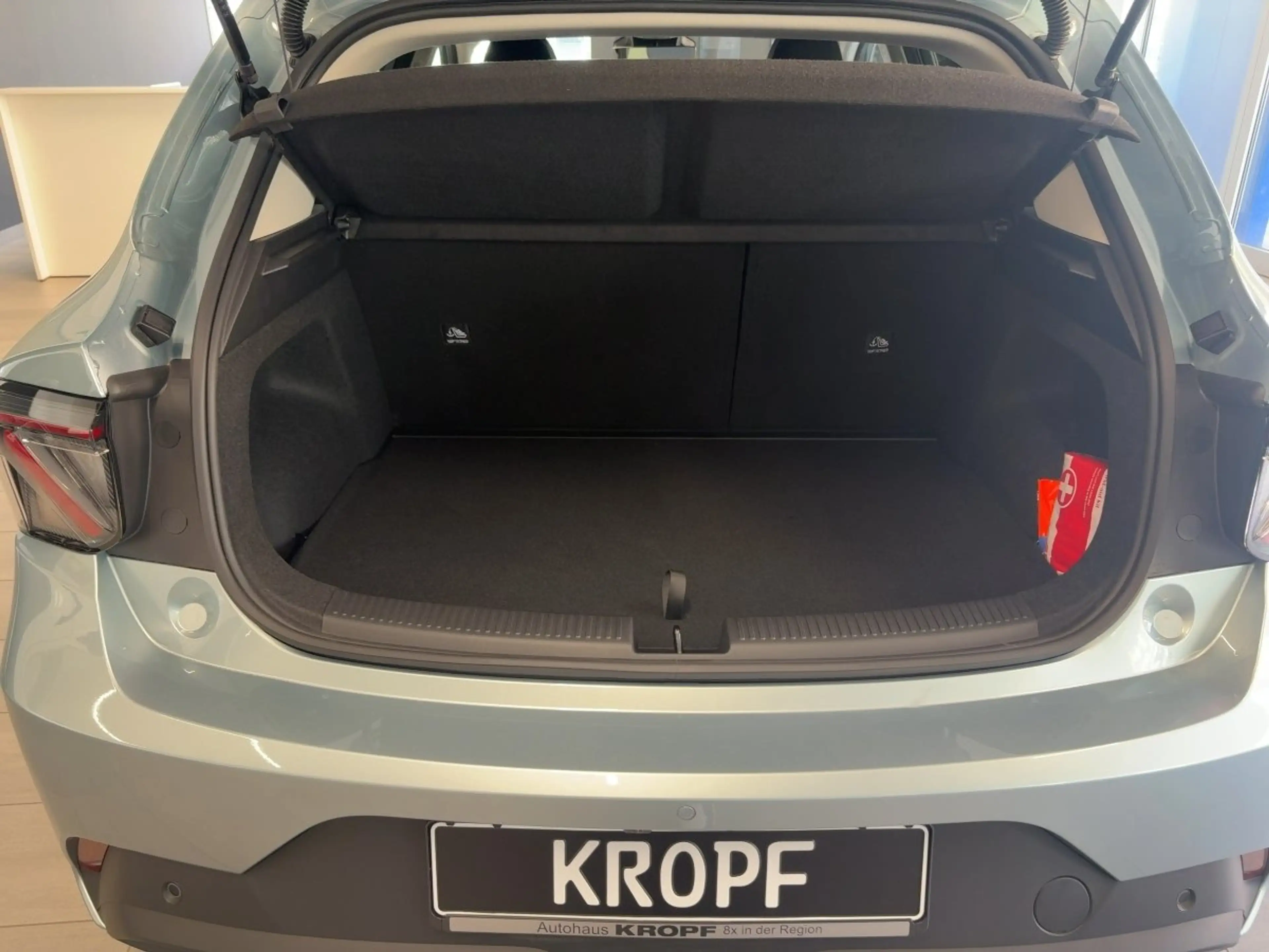 MG MG4 Prem 54kWh ACC+Navi+SHZ+360+Kam.+KlimaA+SpurW — photo 7