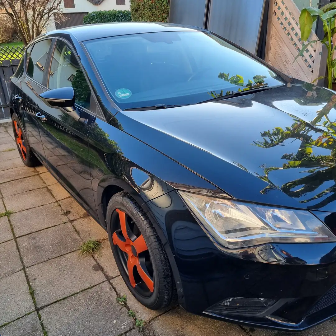 SEAT Leon Leon 5-Türer 1.4 TSI Start Schwarz - 2