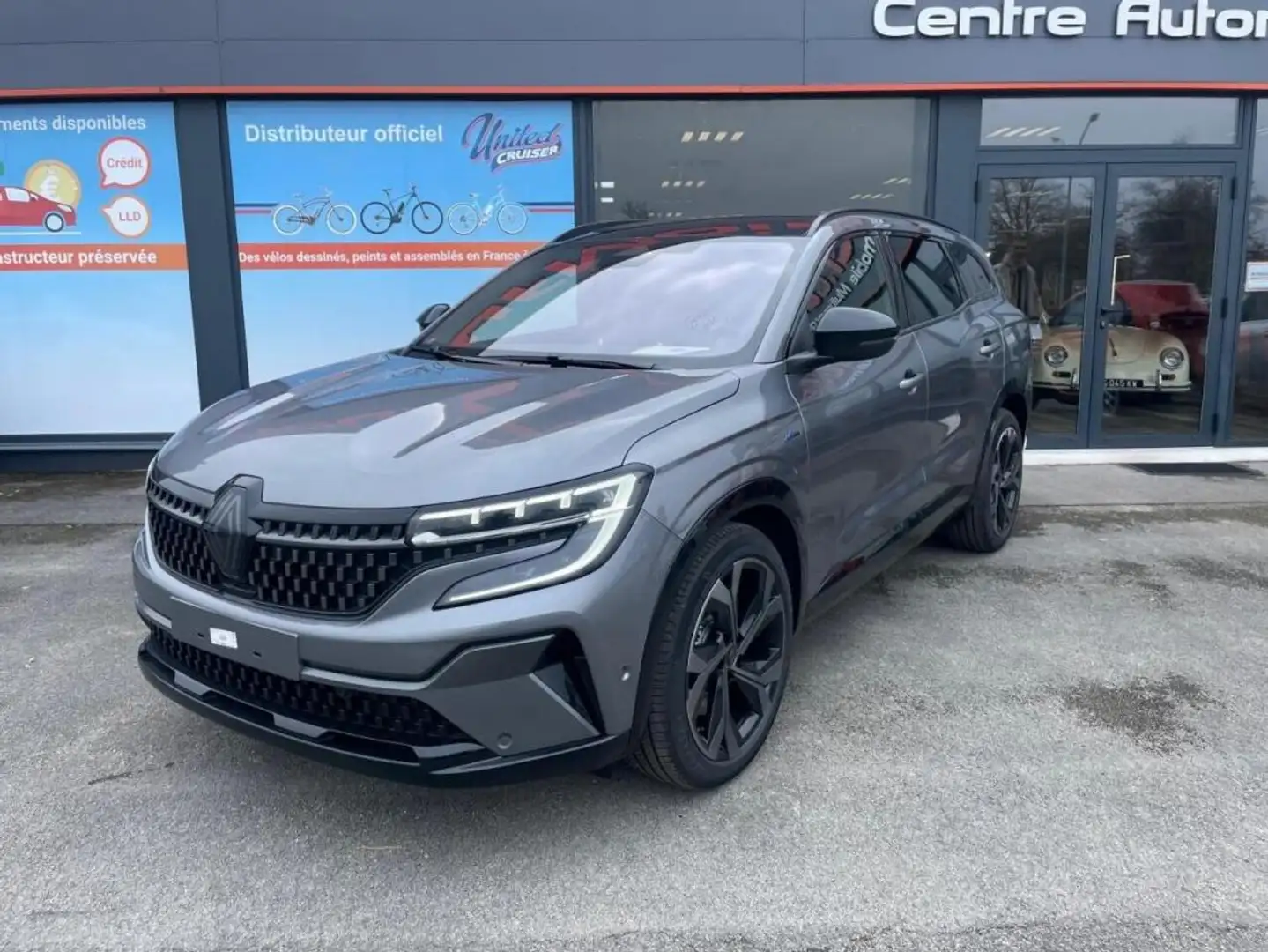 Renault Espace Esprit Alpine E-Tech Full Hybride 200cv BV CVT 7 p Gris - 2