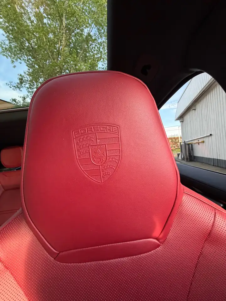 Porsche Cayenne снимка Porsche Cayenne