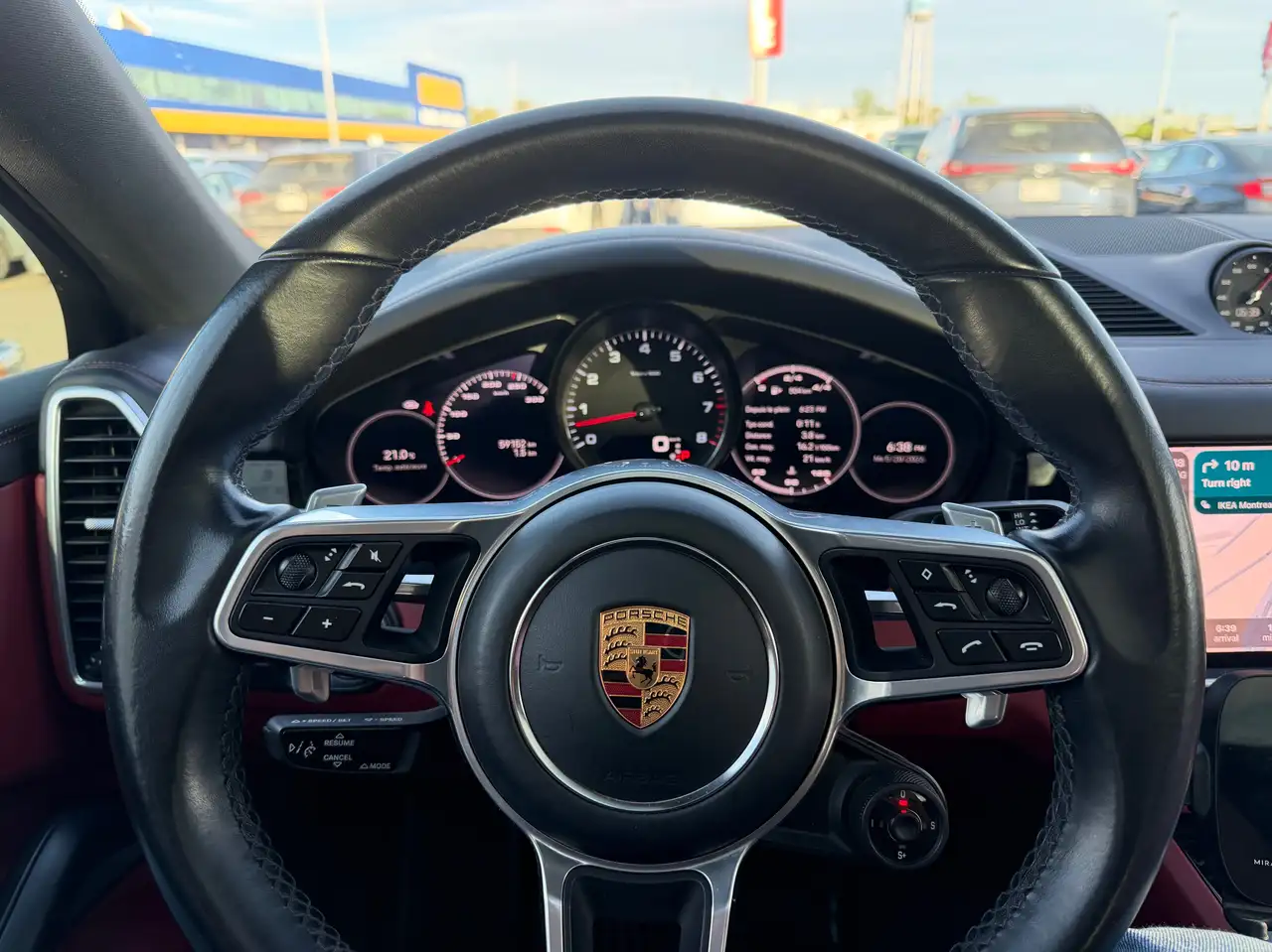 Porsche Cayenne снимка Porsche Cayenne