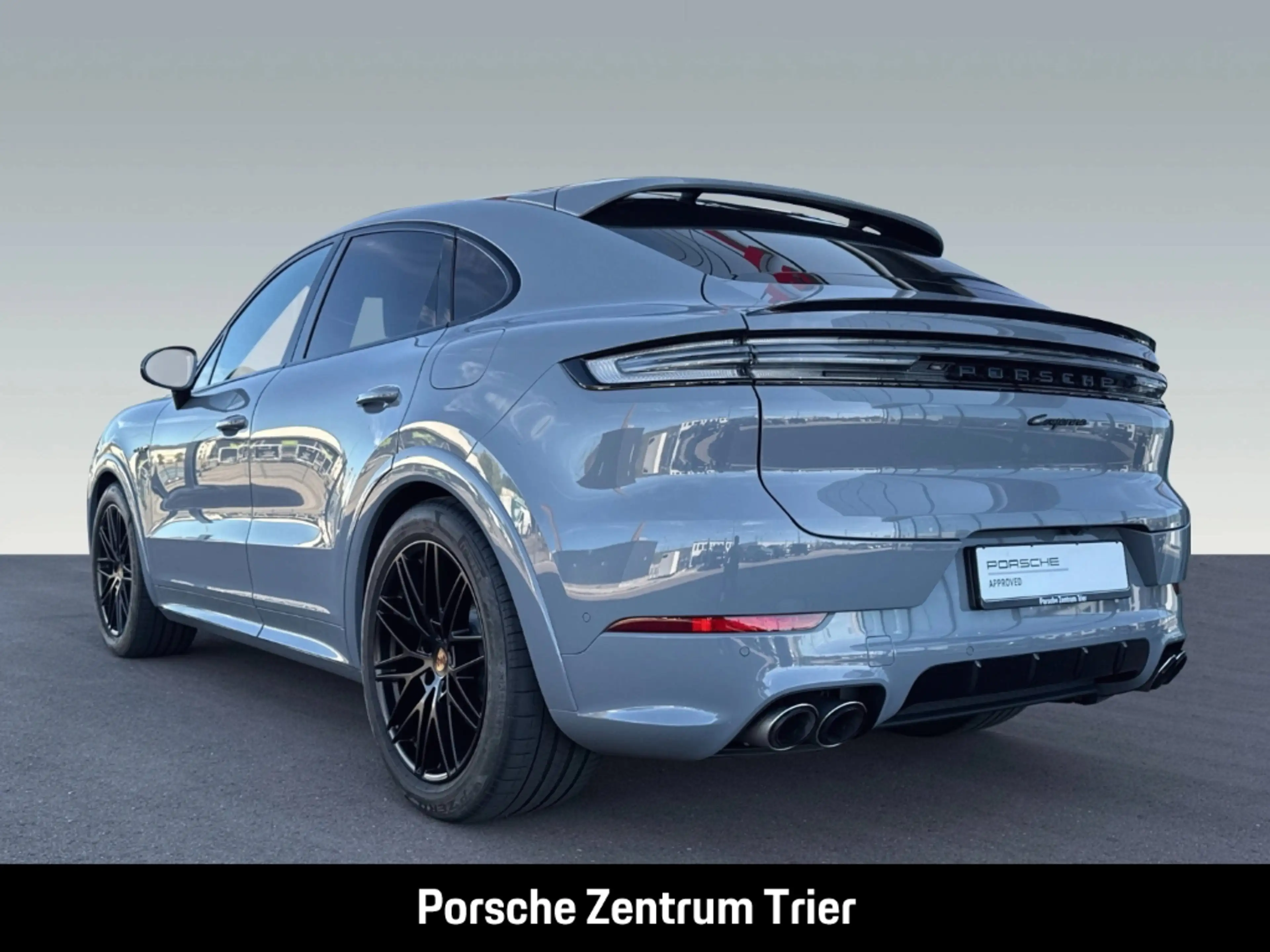 Porsche Cayenne E-Hybrid Coupe — photo 3