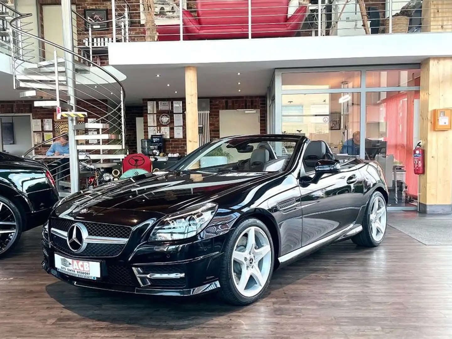 Mercedes-Benz SLK 250 7G-Tr AMG-Line Pano H-K Comand Xenon PTS Schwarz - 1