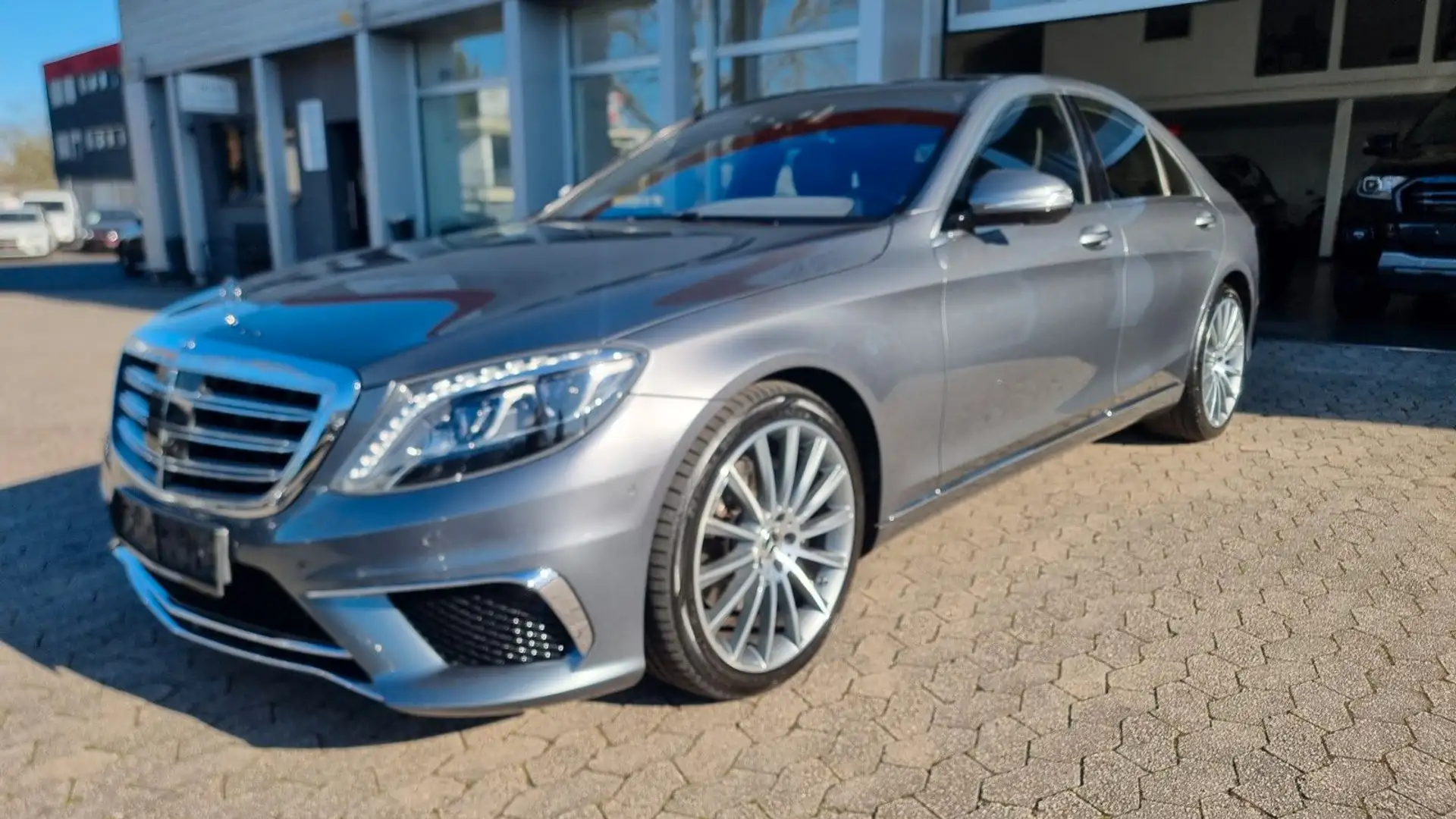 Mercedes-Benz S 350 BlueTec /d AMG/Design/Comand/360 Kamera/ Grau - 2