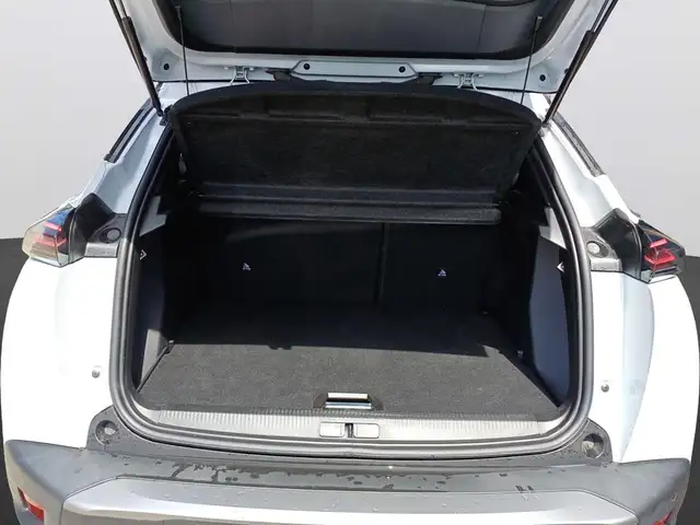 Peugeot 2008 view 7