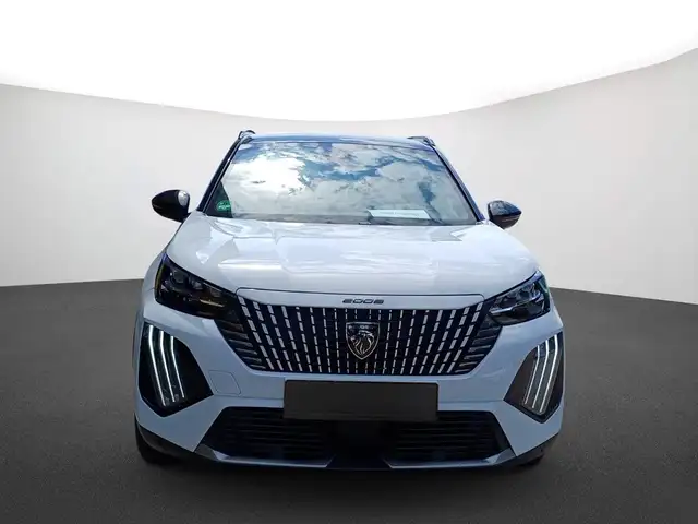 Peugeot 2008 view 2