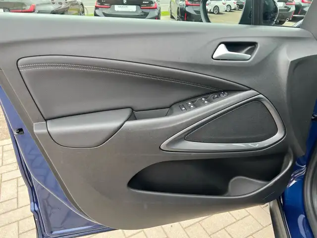 Opel Crossland view 30