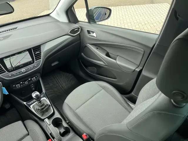 Opel Crossland view 29