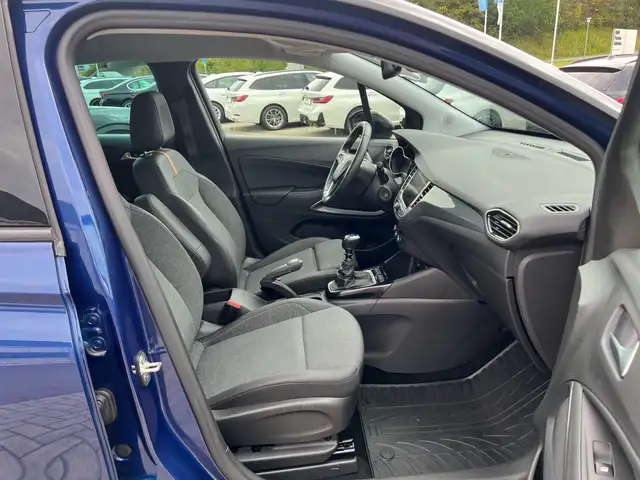 Opel Crossland view 24
