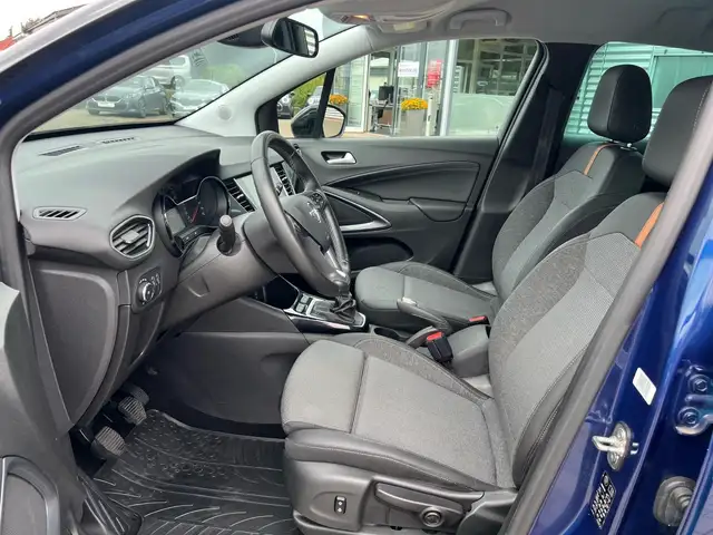 Opel Crossland view 21